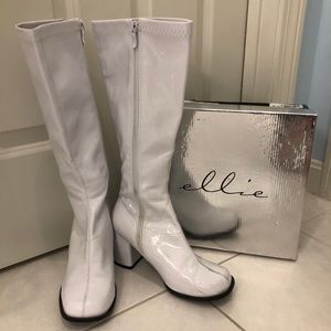 Ellie White 60’s Gogo Boots with Heel
